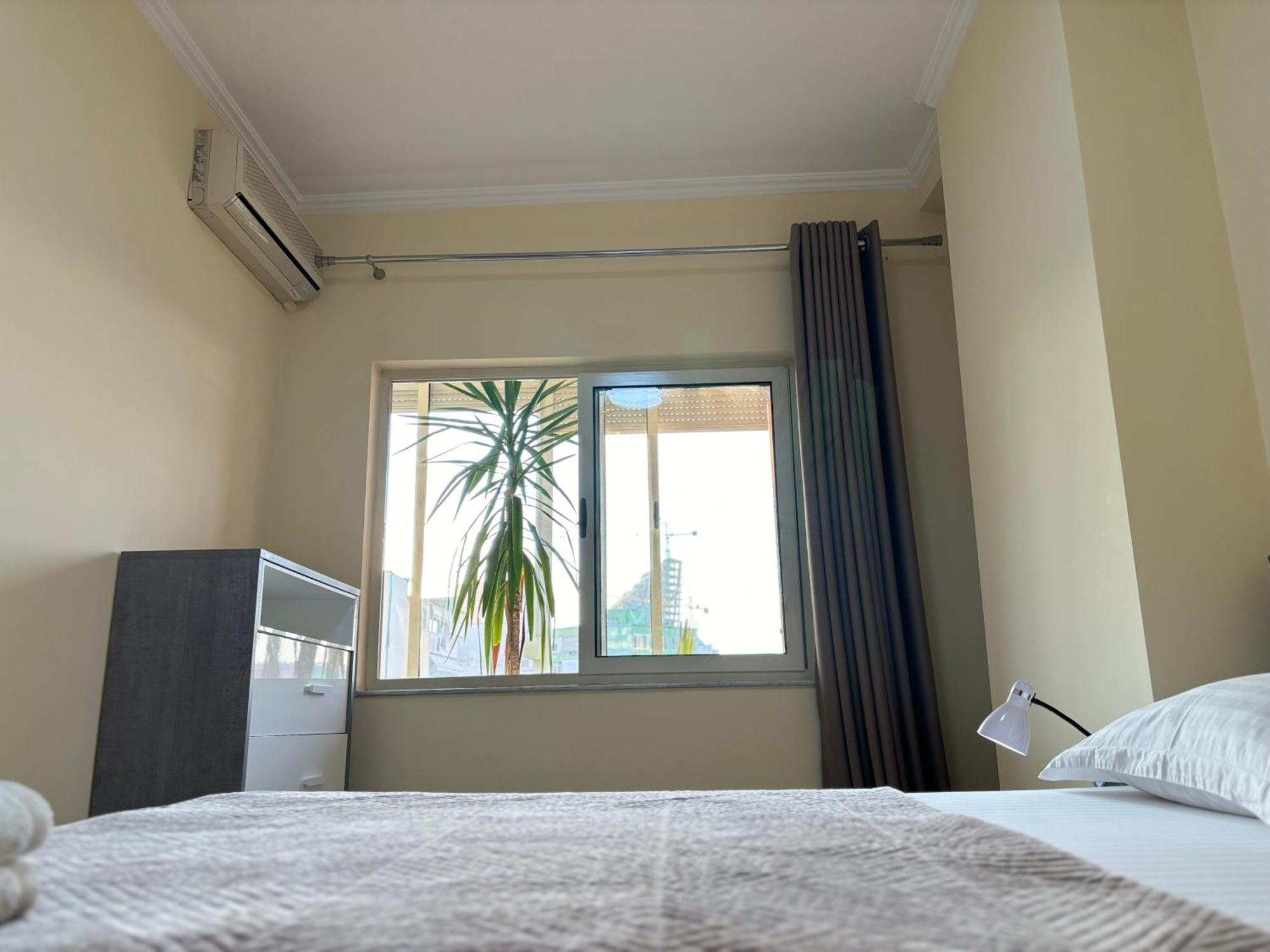 Tam 2Bdr Center Taiwan Apartment ติรานา ภายนอก รูปภาพ